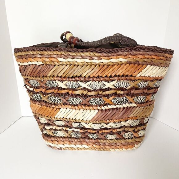 Large Woven Straw tote - Picture 3 of 6
